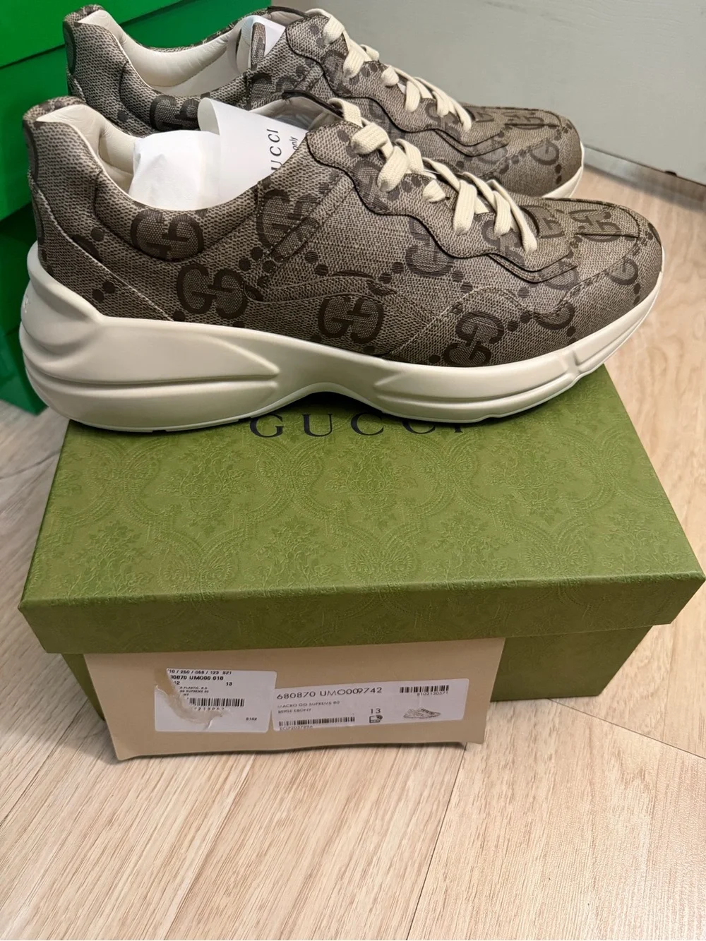 Gucci Men's Brown Monogram Low-Top Sneakers